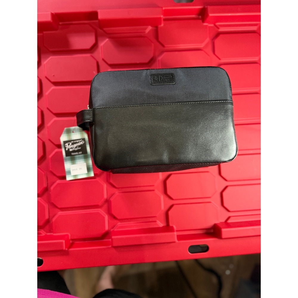 Original Penguin Mens Travel Kit Dopp Bag Black Toiletry Case New with Tags